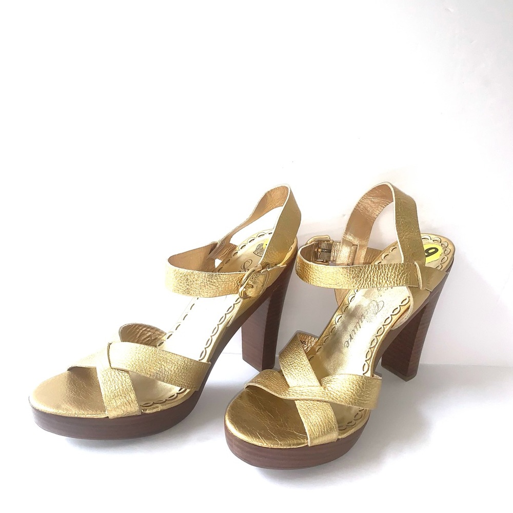 💥 Host Pick💥Juicy Couture Leather Platform Heels